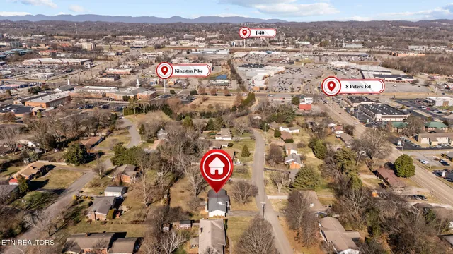 $485,000 | 221 Medford Road, Knoxville, TN 37922