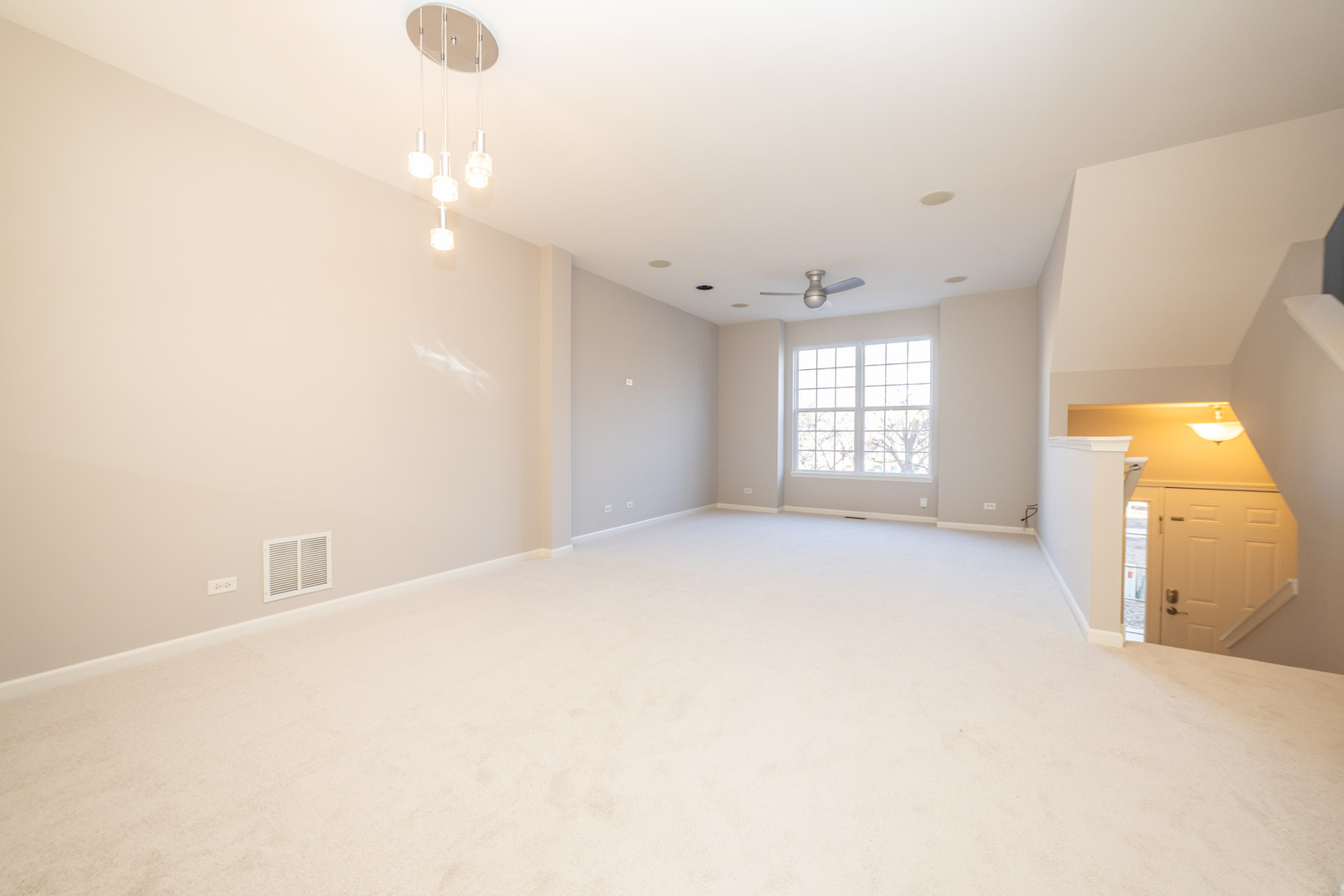 4313 Timber Ridge Court Joliet, IL 60431 - Photo 5 of 25 a view of empty room with window