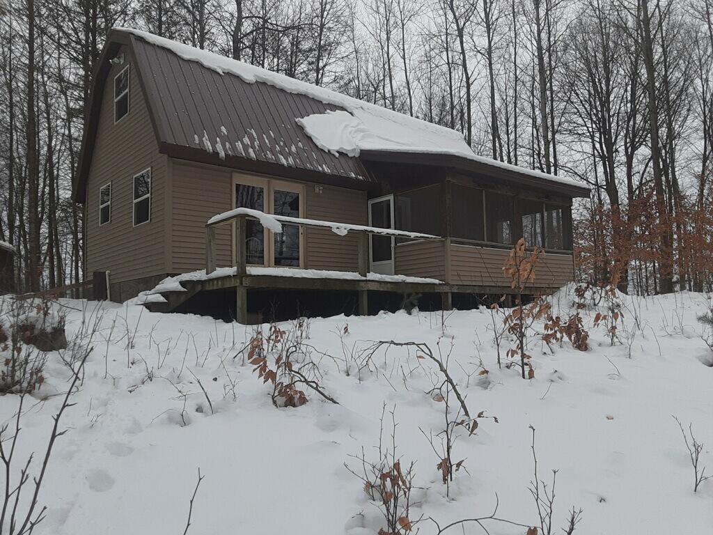 3482 East Baseline Road Hart, MI 49420 - Photo 1 of 10 imagejpeg_0 (4)