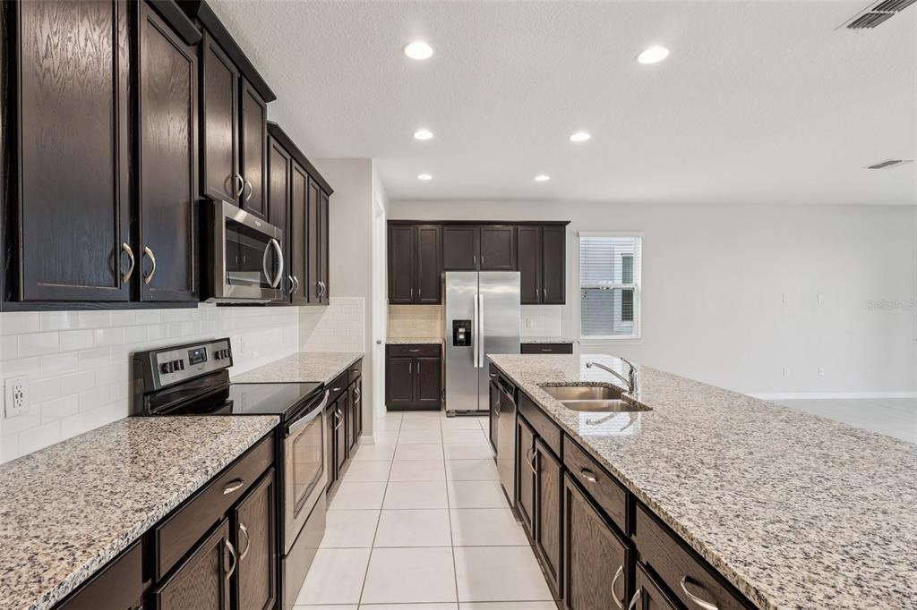 1533 Nassau Point Trail Kissimmee, FL 34747 - Photo 11 of 63