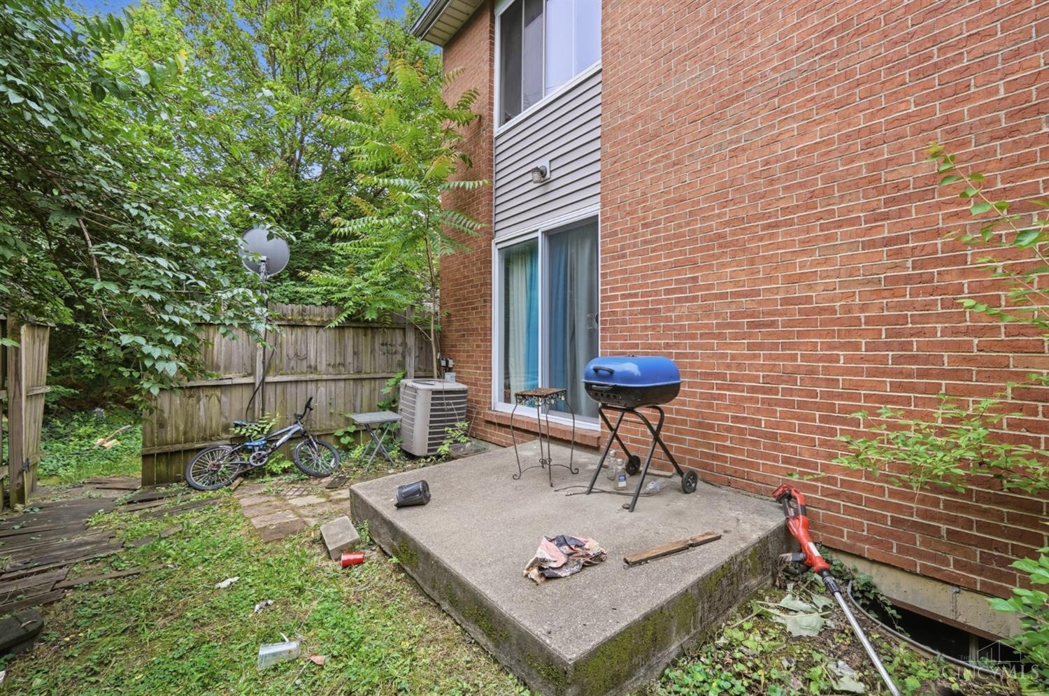 3433 Reading Road Cincinnati, OH 45229 - Photo 47 of 54