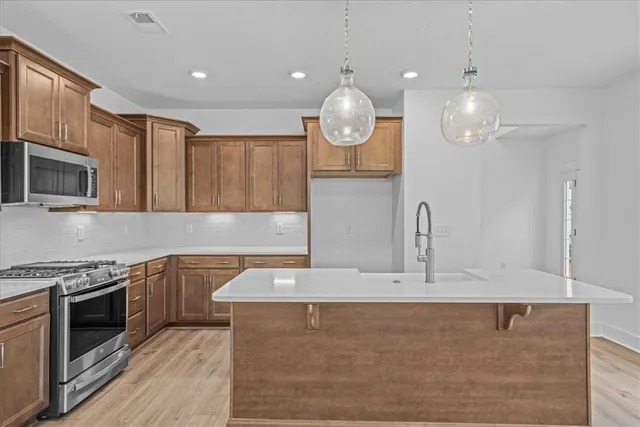 $328,990 | 406 Crestcreek Drive, Anderson, SC 29621