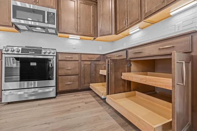 $328,990 | 406 Crestcreek Drive, Anderson, SC 29621