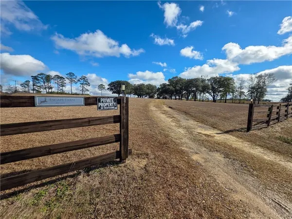 $530,000 | 589 Jacksonville Scotland Road, Jacksonville, GA 31544