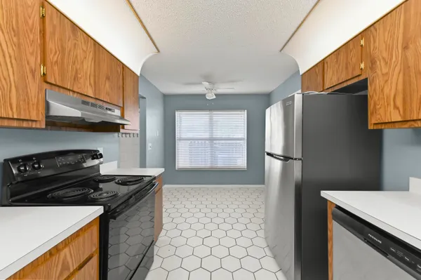 $2,750 | 8495 Lakepoint Court, Lake Worth, FL 33467