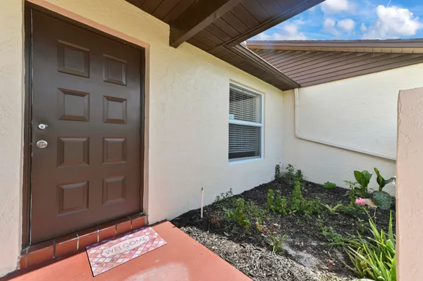 $2,750 | 8495 Lakepoint Court, Lake Worth, FL 33467