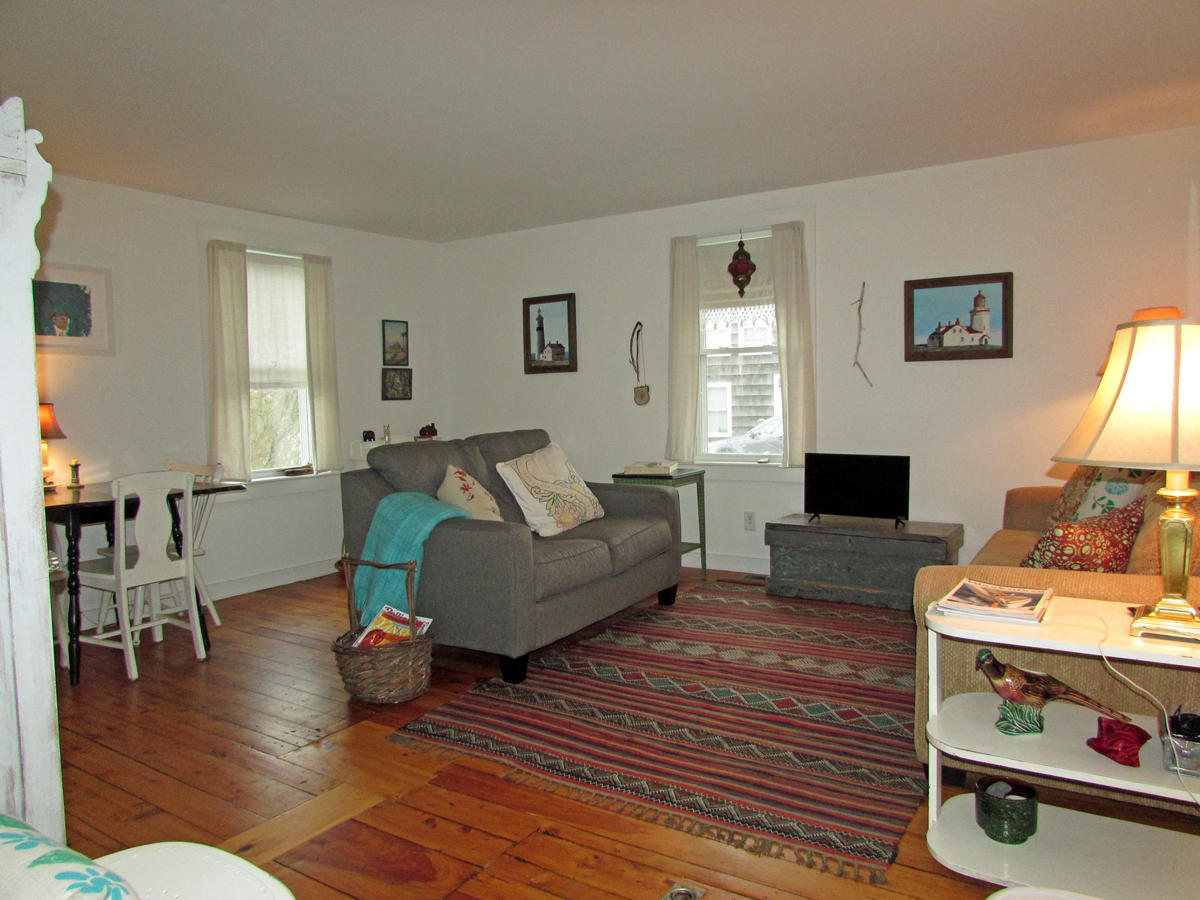288 Clark Island Road St. George, ME 04859 - Photo 11 of 17 288cirliving1