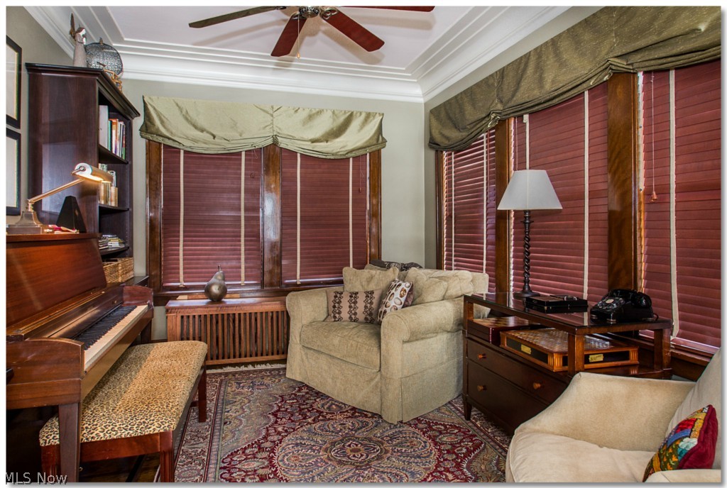 2905 Huntington Road Cleveland, OH 44120 - Photo 5 of 25 Gallery Image 5