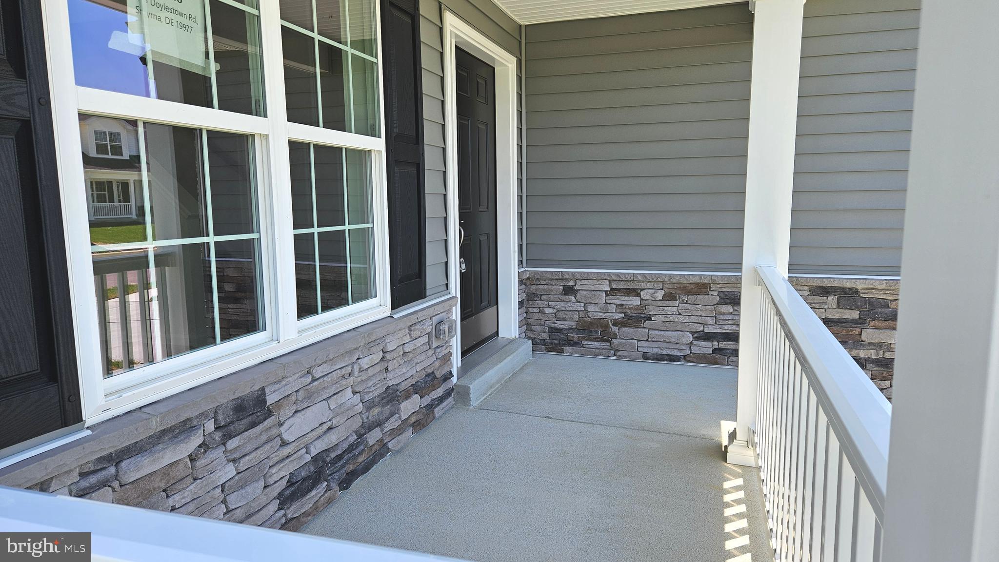246 Doylestown Road Smyrna, DE 19977 - Photo 3 of 39 Front Porch