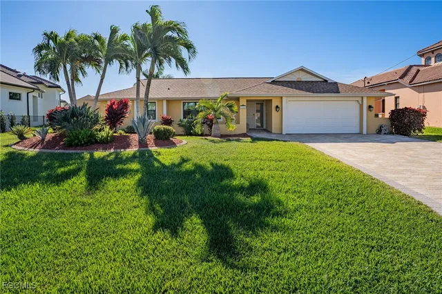 $769,900 | 1206 Southwest 54th Street, Cape Coral, FL 33914