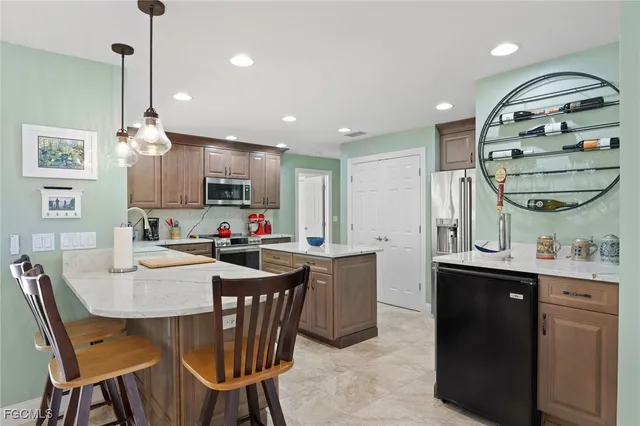 $769,900 | 1206 Southwest 54th Street, Cape Coral, FL 33914