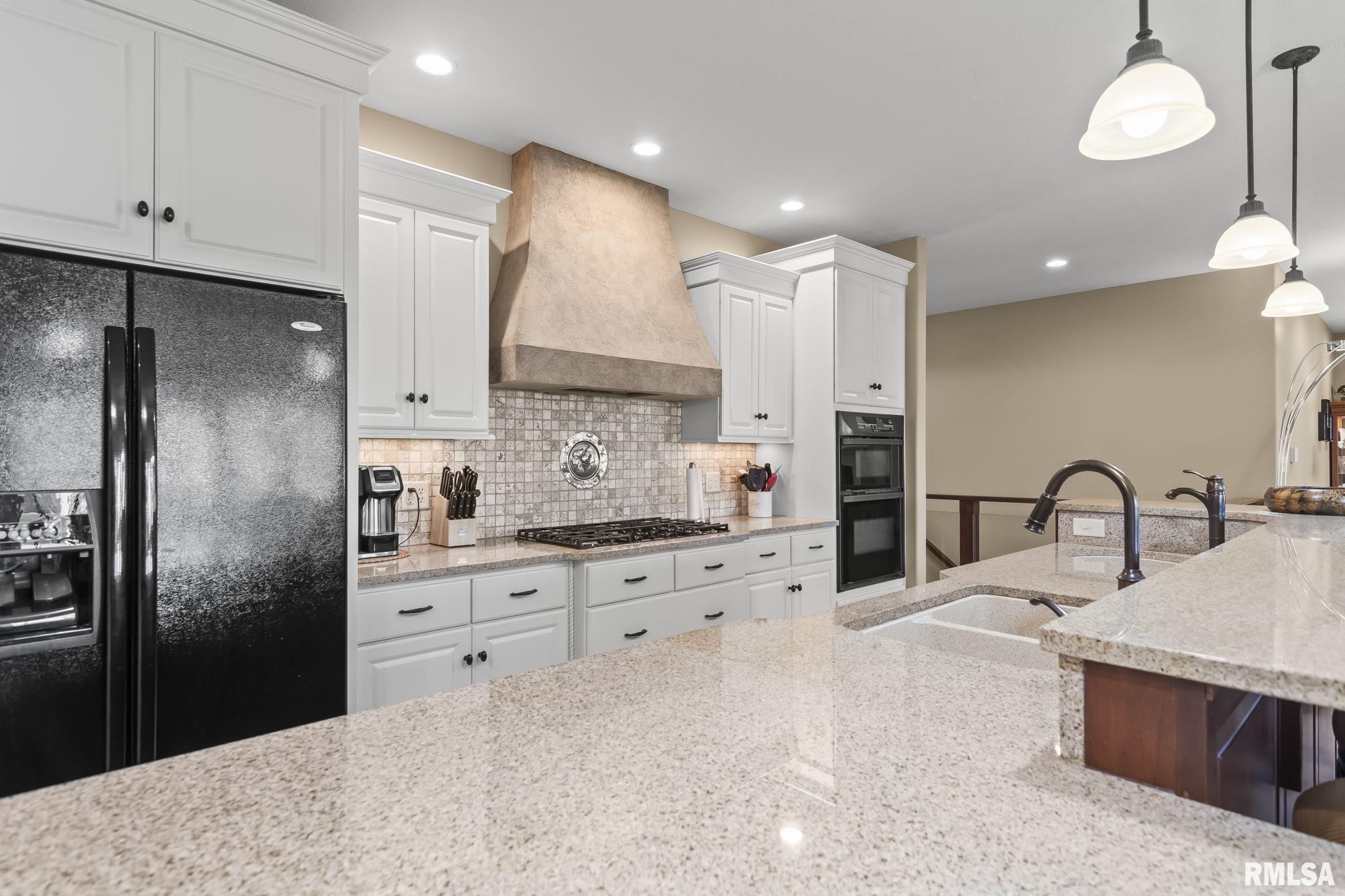 2104 Dubsdread Lane Springfield, IL 62711 - Photo 8 of 55