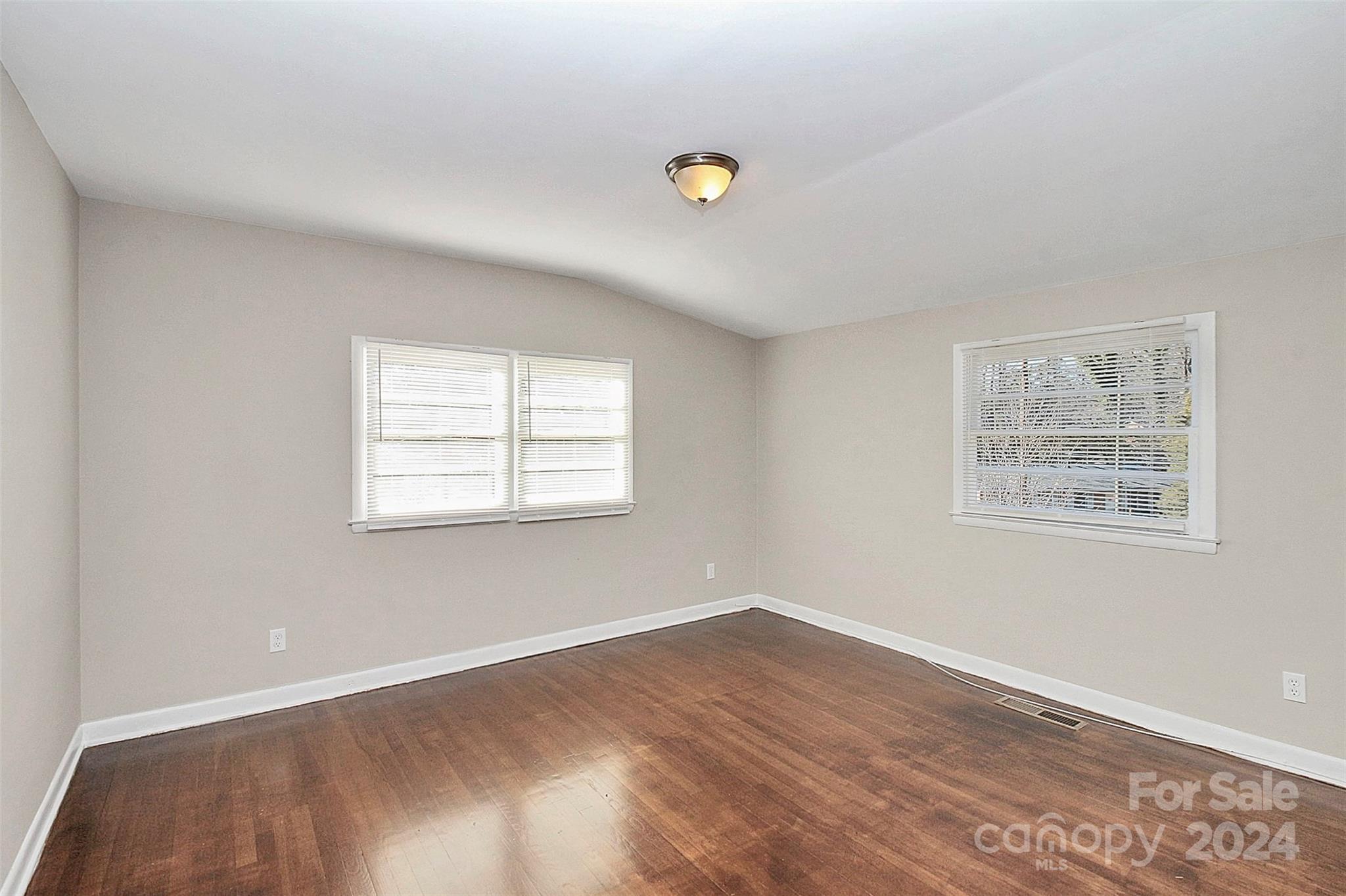 4736 Cinderella Road Charlotte, NC 28213 - Photo 17 of 30 Gallery Image 17