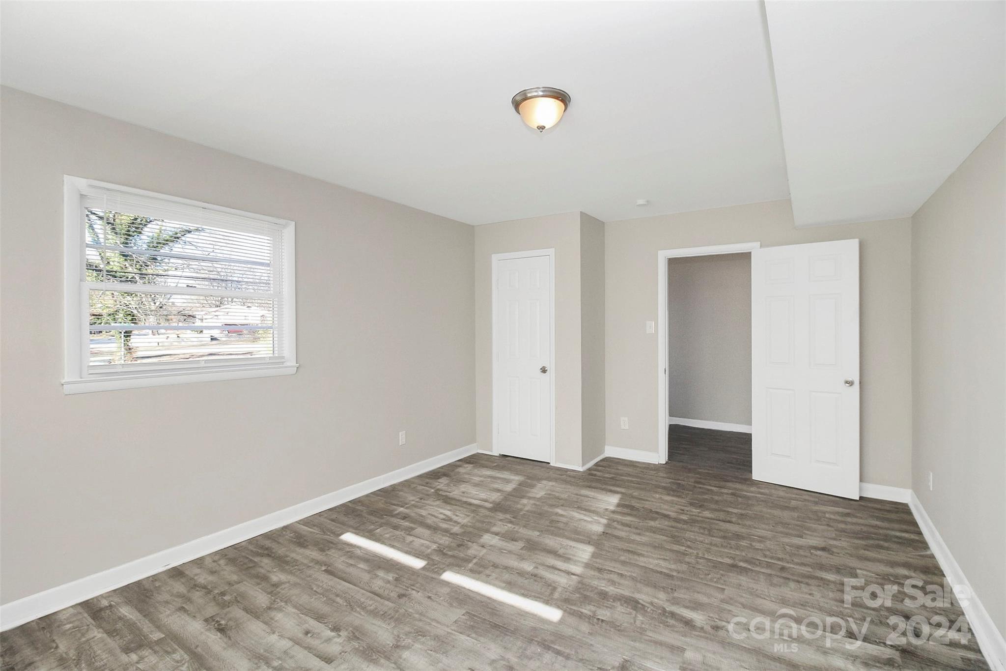 4736 Cinderella Road Charlotte, NC 28213 - Photo 3 of 30 Gallery Image 3
