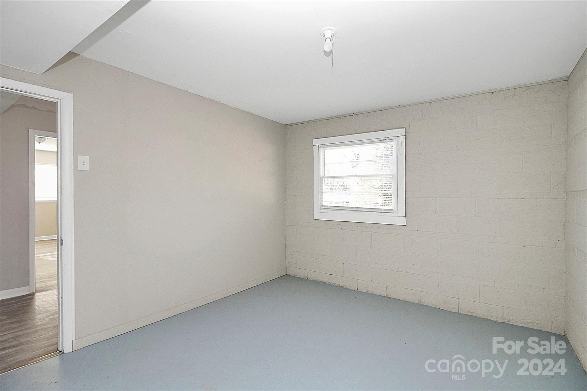 4736 Cinderella Road Charlotte, NC 28213 - Photo 4 of 30 Gallery Image 4