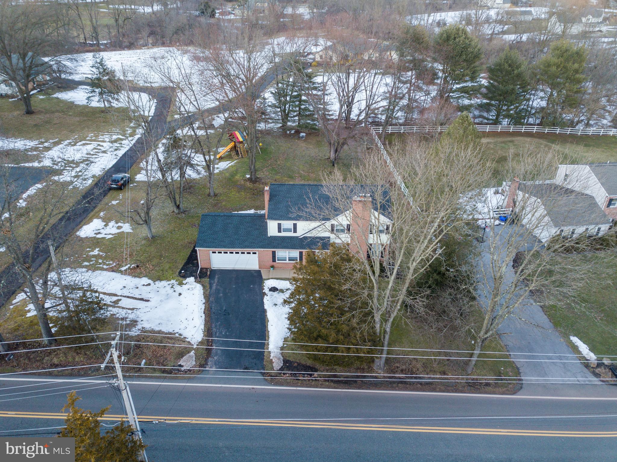 301 East Moyer Road Pottstown, PA 19464 - Photo 5 of 28 Gallery Image 5