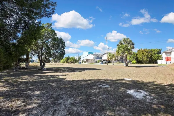 $175,000 | 3202 Rose Arbor Drive, Hernando Beach, FL 34607