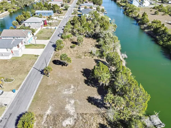 $175,000 | 3202 Rose Arbor Drive, Hernando Beach, FL 34607