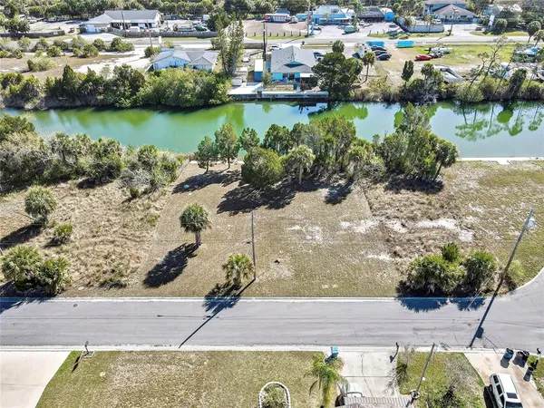 $175,000 | 3202 Rose Arbor Drive, Hernando Beach, FL 34607