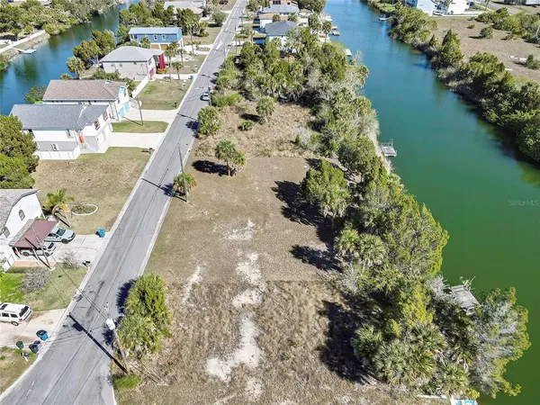 $175,000 | 3202 Rose Arbor Drive, Hernando Beach, FL 34607