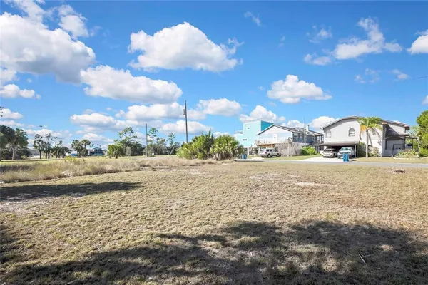 $175,000 | 3202 Rose Arbor Drive, Hernando Beach, FL 34607