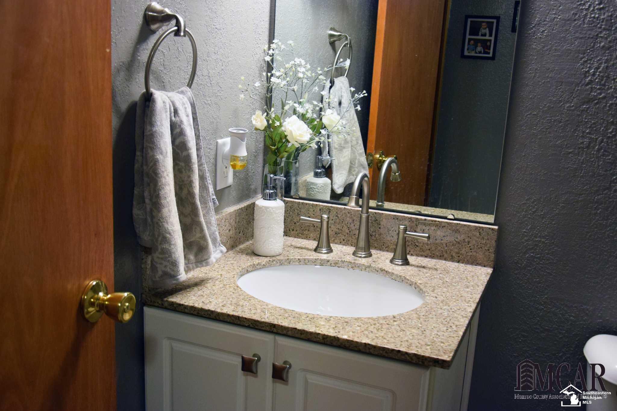 6761 Lockmill Road Temperance, MI 48182 - Photo 15 of 34 Half Bath