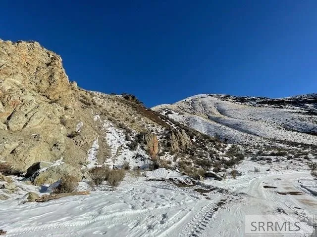 $1,495,000 | 2064 Highway 93, Salmon, ID 83467