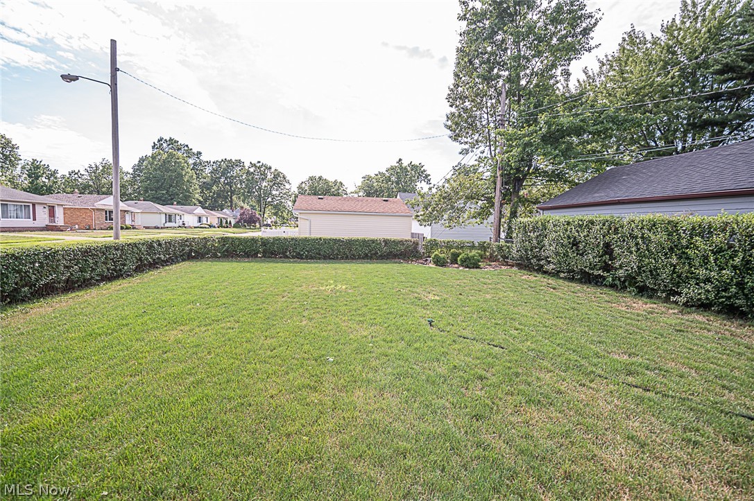 28661 Forest Road Willowick, OH 44095 - Photo 27 of 28