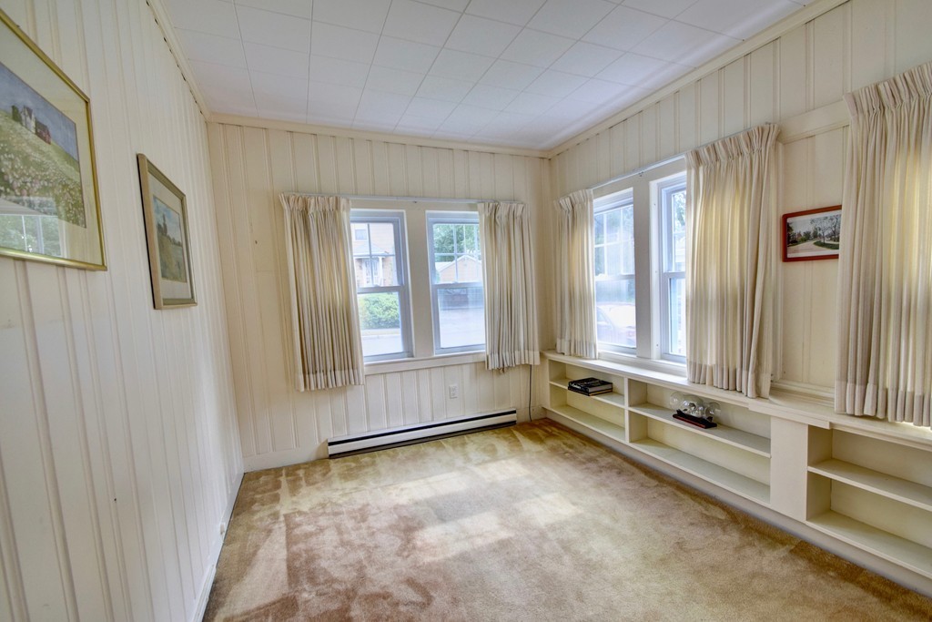 90 Aspen Road Swampscott, MA 01907 - Photo 12 of 20 Gallery Image 12