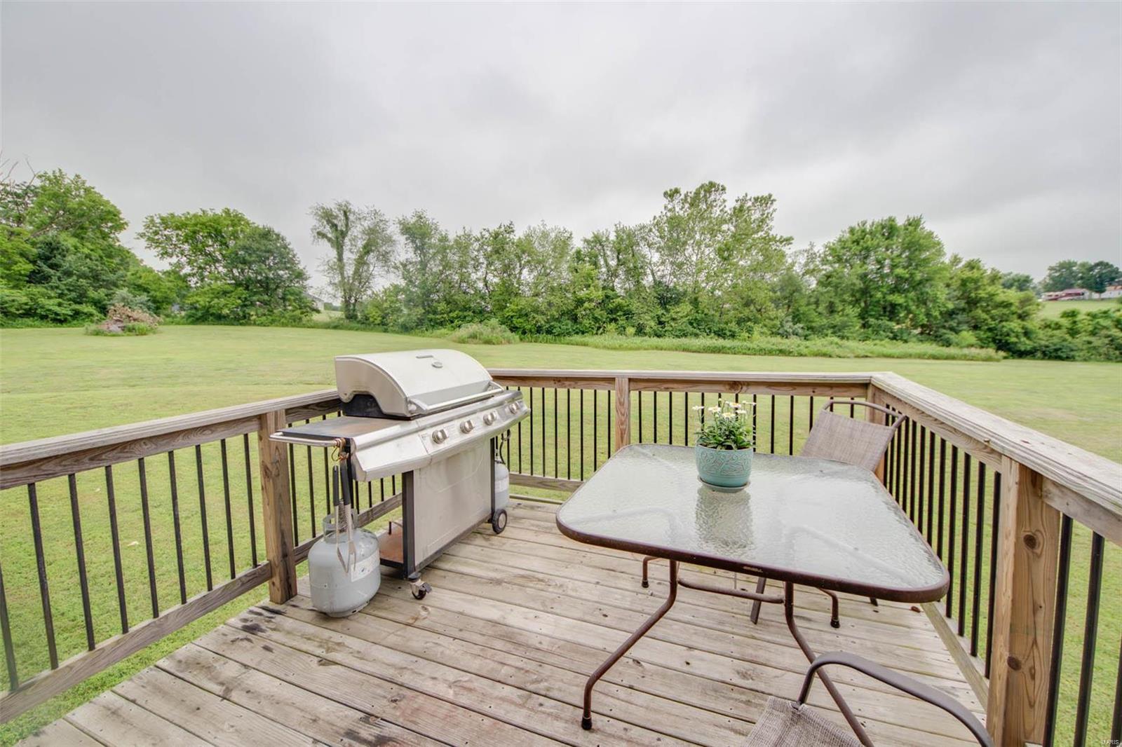 8068 Lost Bridge Road Bethalto, IL 62010 - Photo 18 of 40