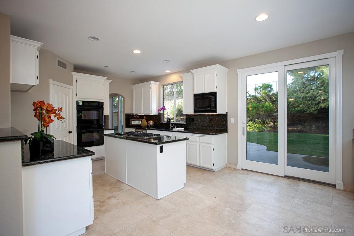 2234 Masters Road Carlsbad, CA 92008 - Photo 11 of 25 Gallery Image 11