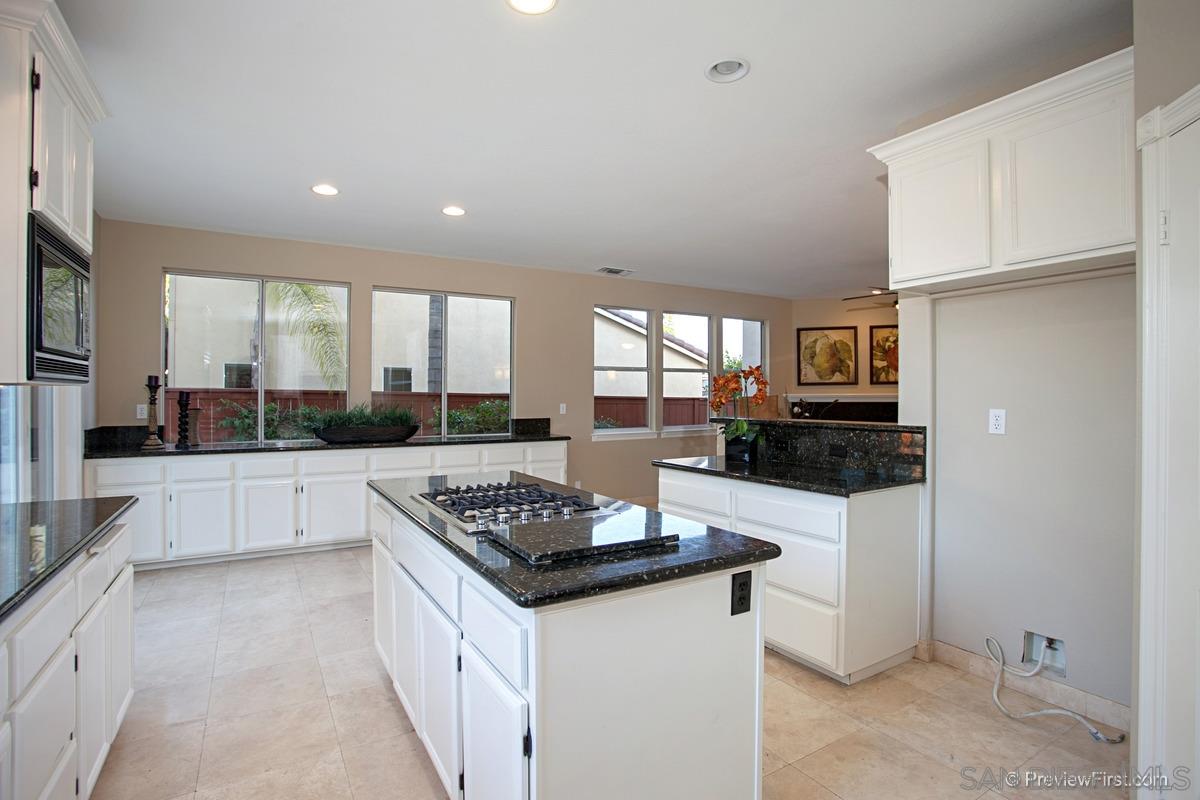 2234 Masters Road Carlsbad, CA 92008 - Photo 10 of 25 Gallery Image 10