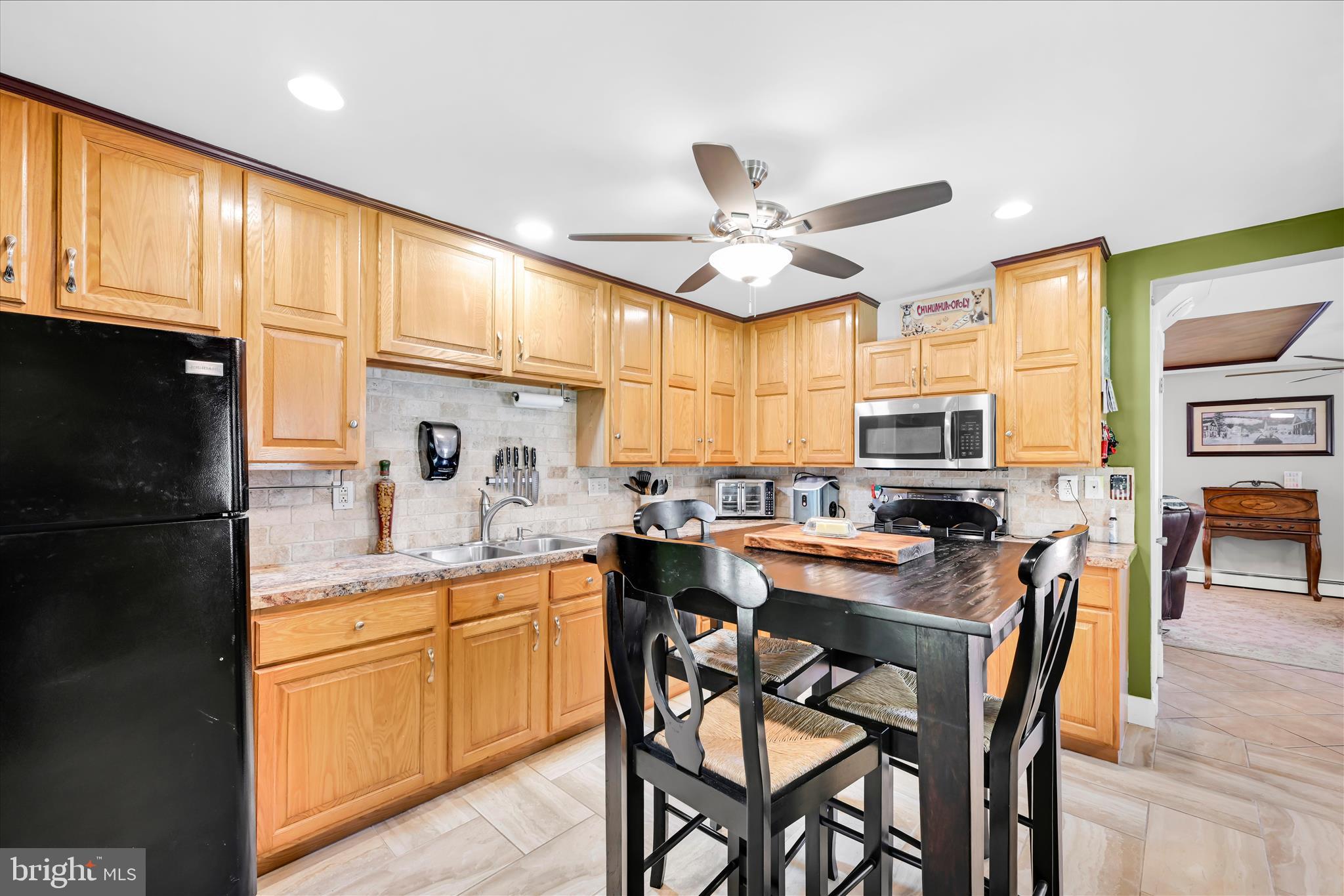 132 Geary Wolfe Road Pine Grove, PA 17963 - Photo 22 of 49 Eat In Kitchen