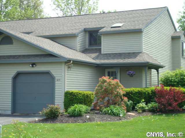6171 Diffin Road Cicero, NY 13039 - Photo 1 of 1 Exterior Front Picture perfect end location town h