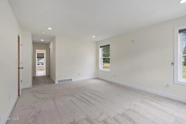 $899,900 | 13 Edenfield Street, Colonie, NY 12211