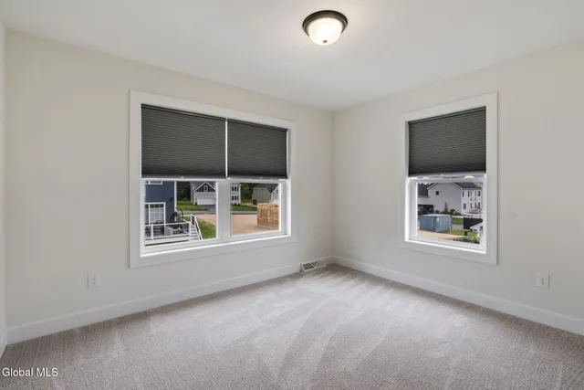 $899,900 | 13 Edenfield Street, Colonie, NY 12211