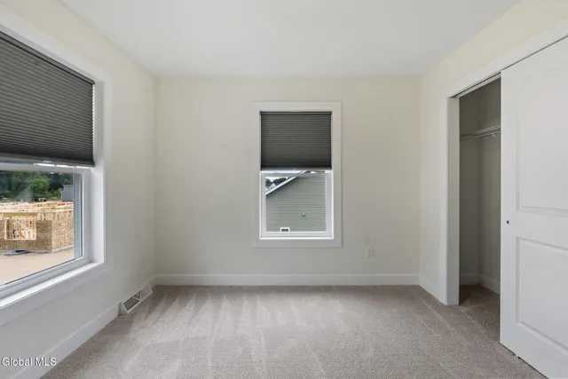 $899,900 | 13 Edenfield Street, Colonie, NY 12211