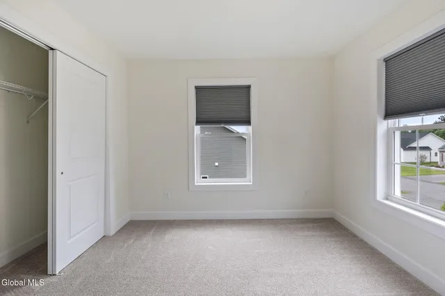 $899,900 | 13 Edenfield Street, Colonie, NY 12211