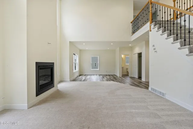 $899,900 | 13 Edenfield Street, Colonie, NY 12211