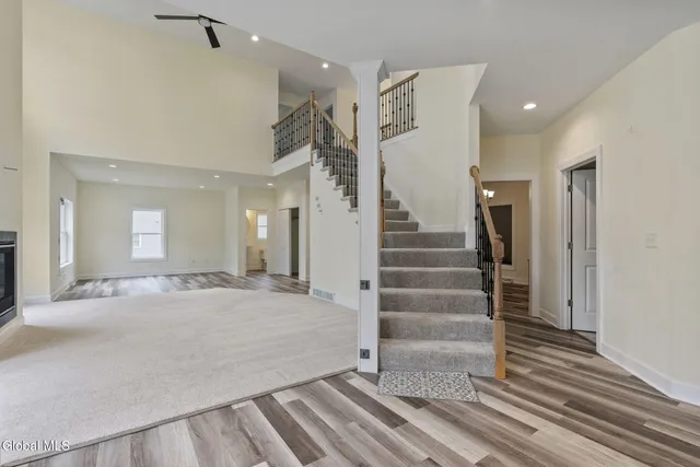 $899,900 | 13 Edenfield Street, Colonie, NY 12211