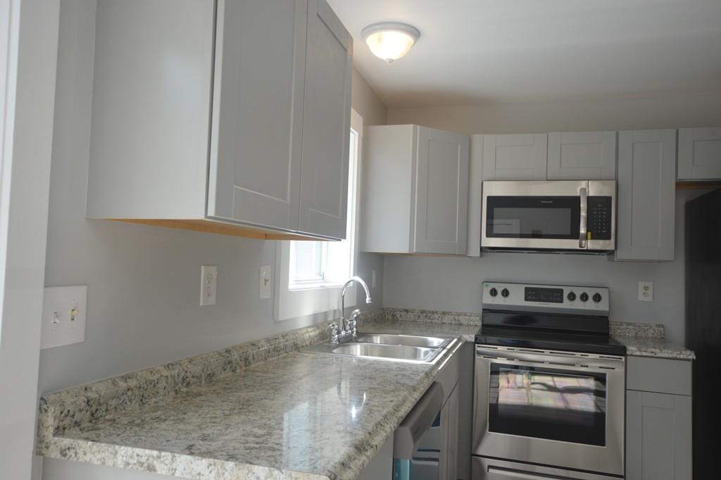 33 Rickey Lane Wareham, MA 02538 - Photo 9 of 17 Gallery Image 9