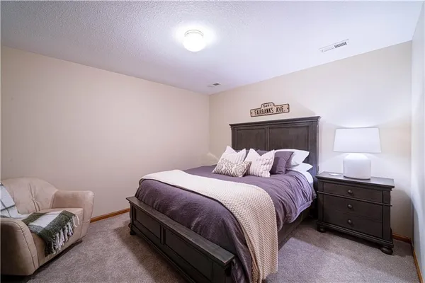 $757,800 | 2 Chadwick Lane, Country Club, MO 64505
