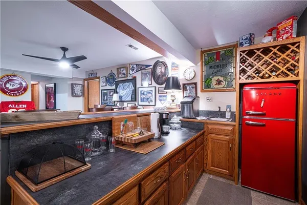 $757,800 | 2 Chadwick Lane, Country Club, MO 64505