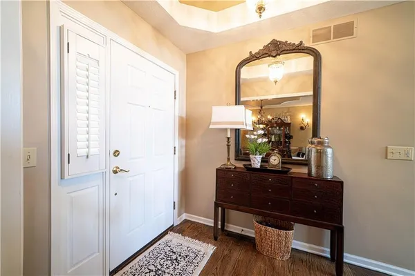 $757,800 | 2 Chadwick Lane, Country Club, MO 64505