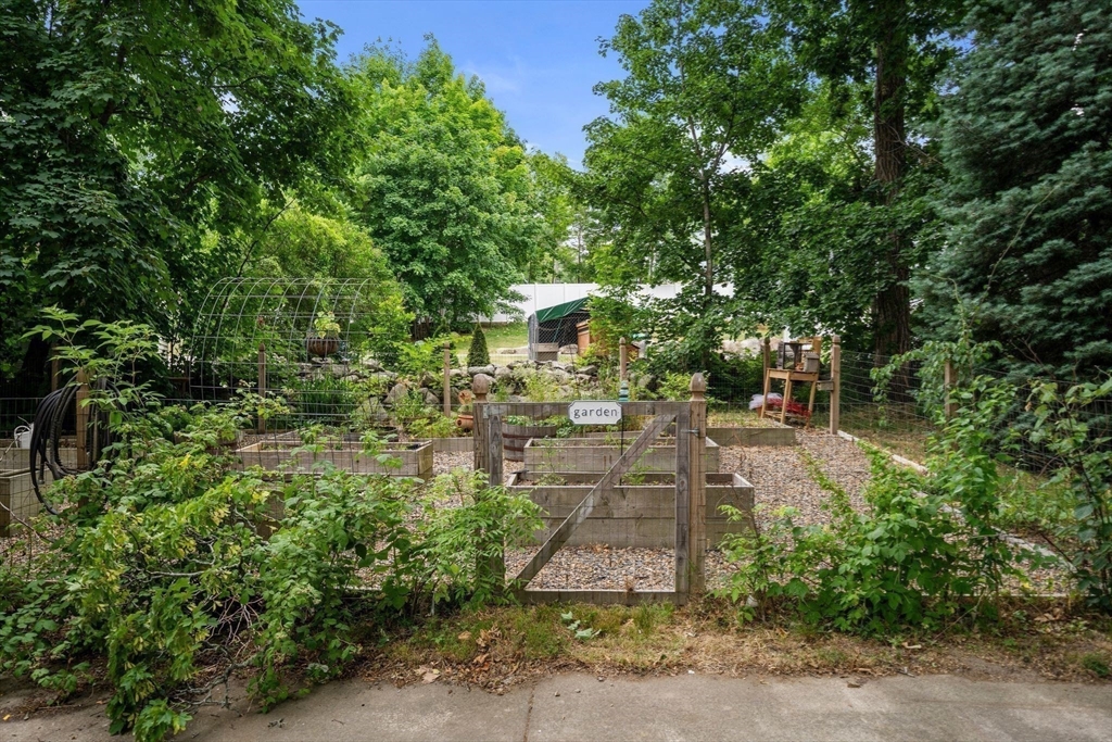 31 Broadway Hanover, MA 02339 - Photo 32 of 42