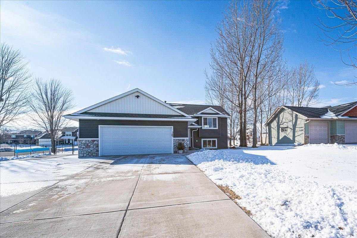 320 Bluebill Street Baldwin, WI 54002 - Photo 2 of 49