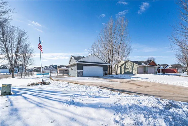 $364,900 | 320 Bluebill Street, Baldwin, WI 54002