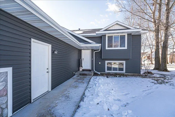 $364,900 | 320 Bluebill Street, Baldwin, WI 54002