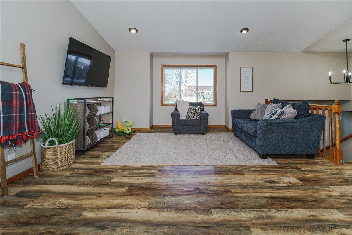 320 Bluebill Street Baldwin, WI 54002 - Photo 9 of 49