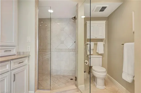 $13,500 | 6131 Pelican Bay Boulevard, Unit 7, Naples, FL 34108